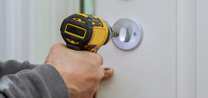 Street Locksmith For Smart Lock Repair in O Fallon