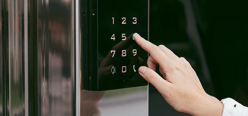 Keyless Door Entry System in O Fallon