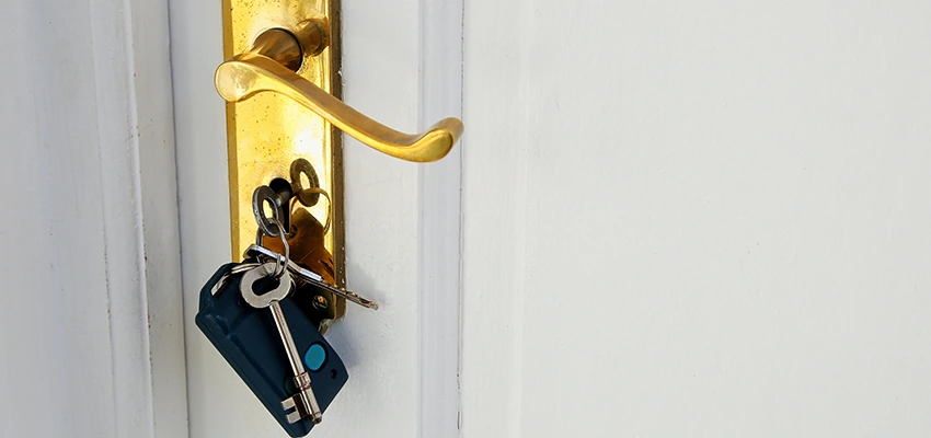 Broken Door Key Extraction in O Fallon, IL